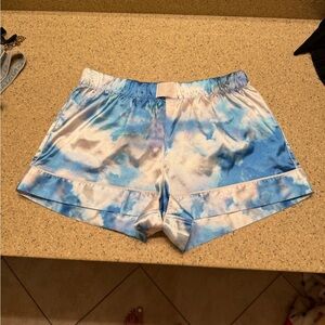 Victoria’s Secret satin boxer shorts size small cloud print